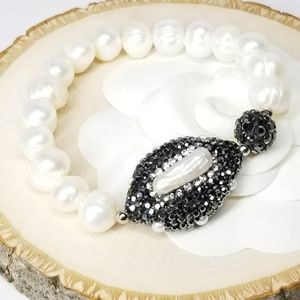 NEW Freshwater Pearls Bracelet